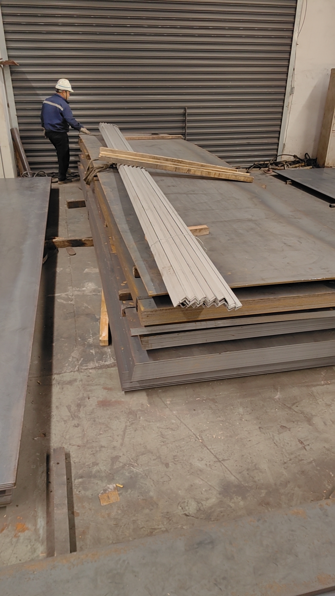 STEEL PLATESTEEL PLATE